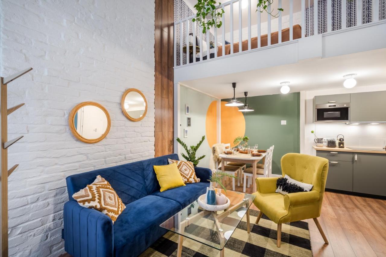 Colorful Designer Home In The Heart Of Budapest Exterior photo